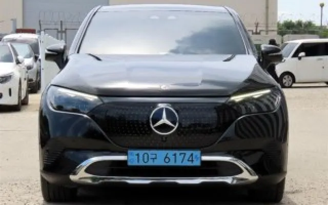 벤츠 EQE 2023/07 62,529km
